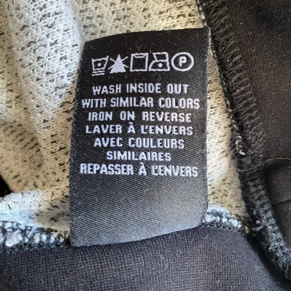 🛍️ 2/$12
LE CHATEAU size small (4/6) womens mini dress. Stretch material. - Picture 6 of 8